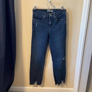 Levi’s Shaping Straight Crop Jean